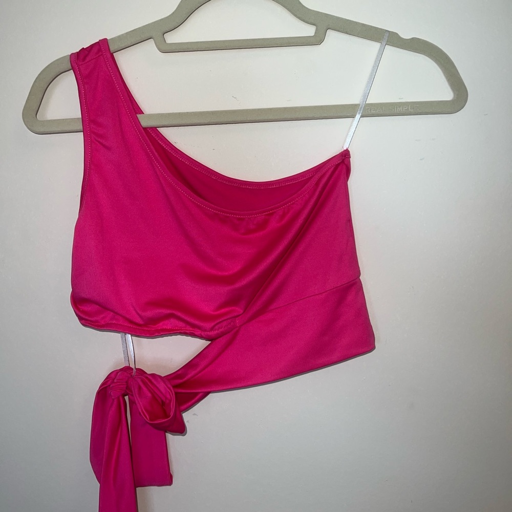 One shoulder Top